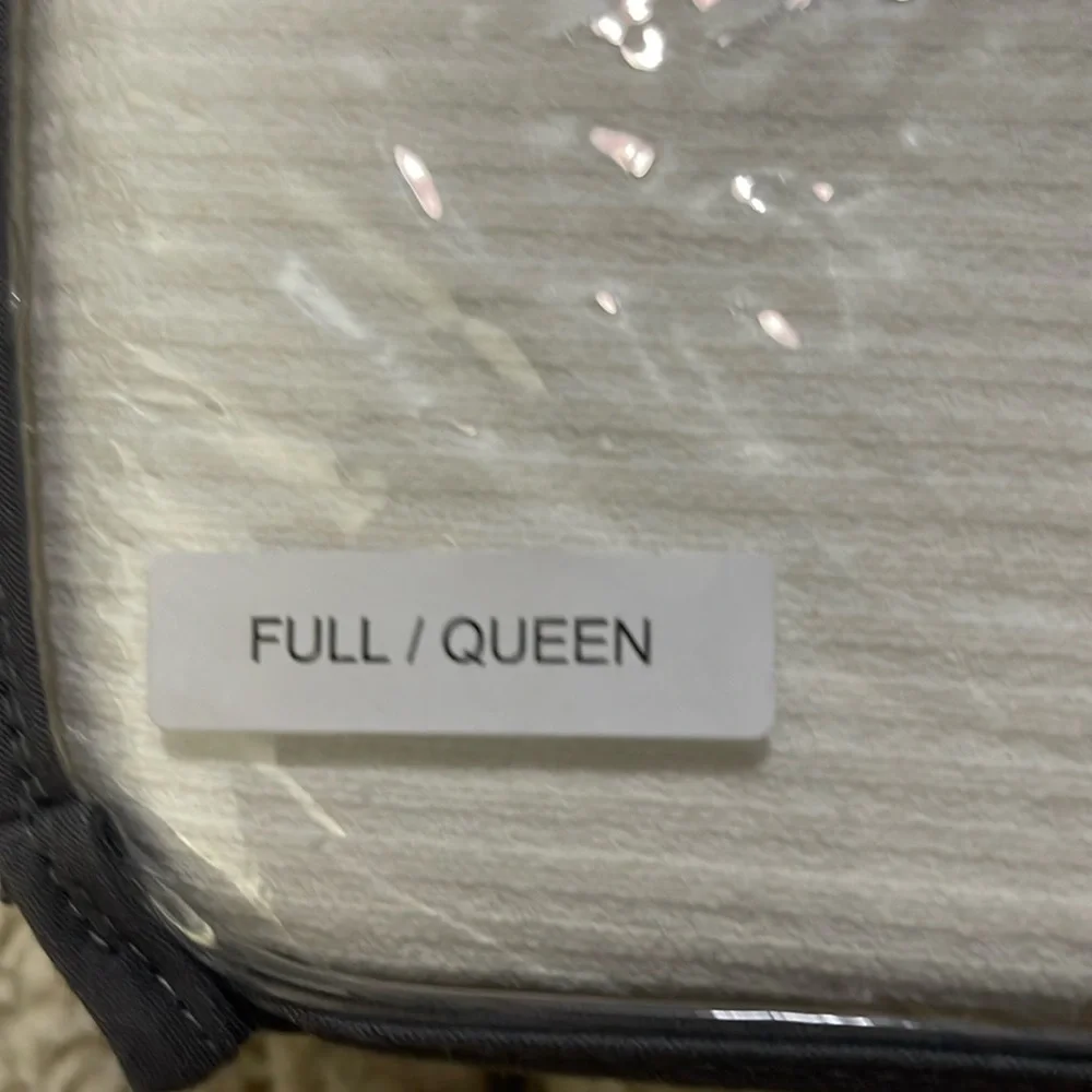 NWT- Restoration Hardware - Cotton & Linen Ultra-Fine Rib Blanket (full/queen)